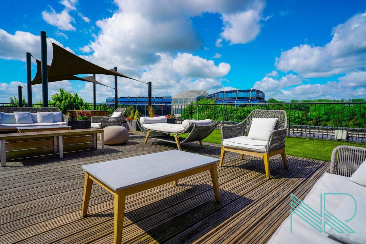 Luxury Stevenage Town Centre Apartment Exterior foto